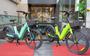 De twee nieuwe aanbieders van e-bikes in Groningen Foto: Gemeente Groningen / Henk Tammens