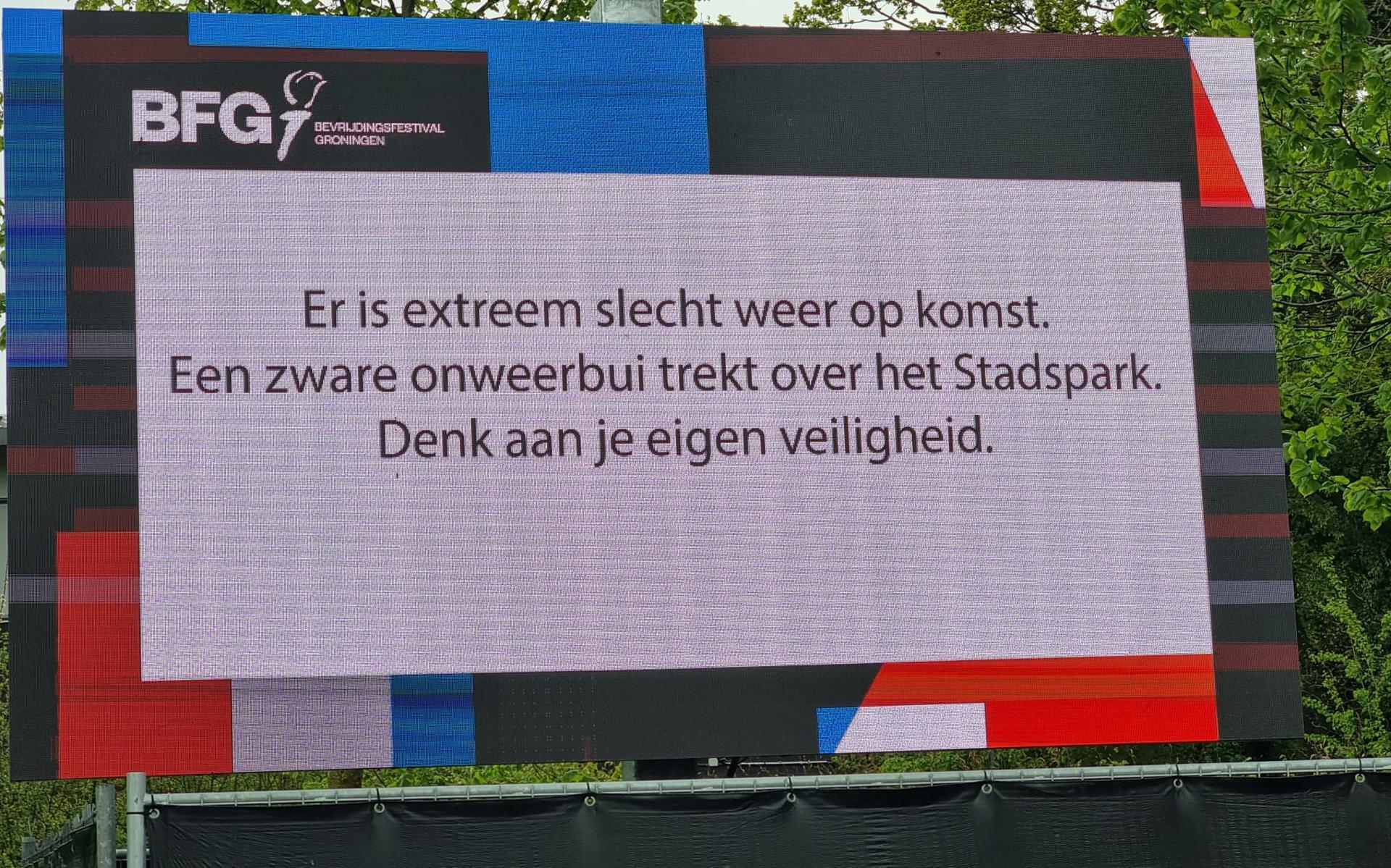 Bevrijdingsfestival Groningen ontruimd vanwege noodweer. Foto: Patrick Wind 